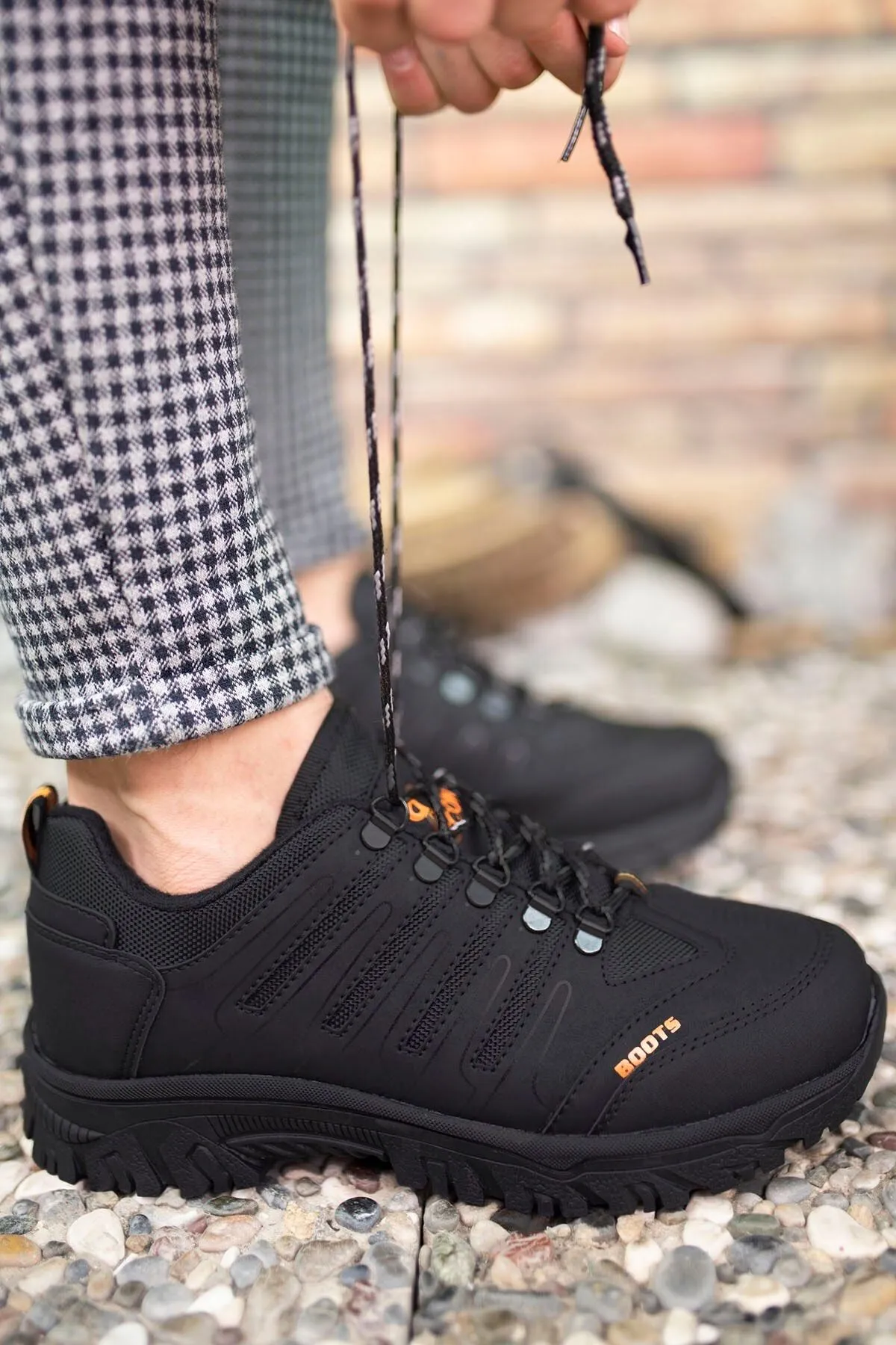 Black black men trekking shoes 0012115