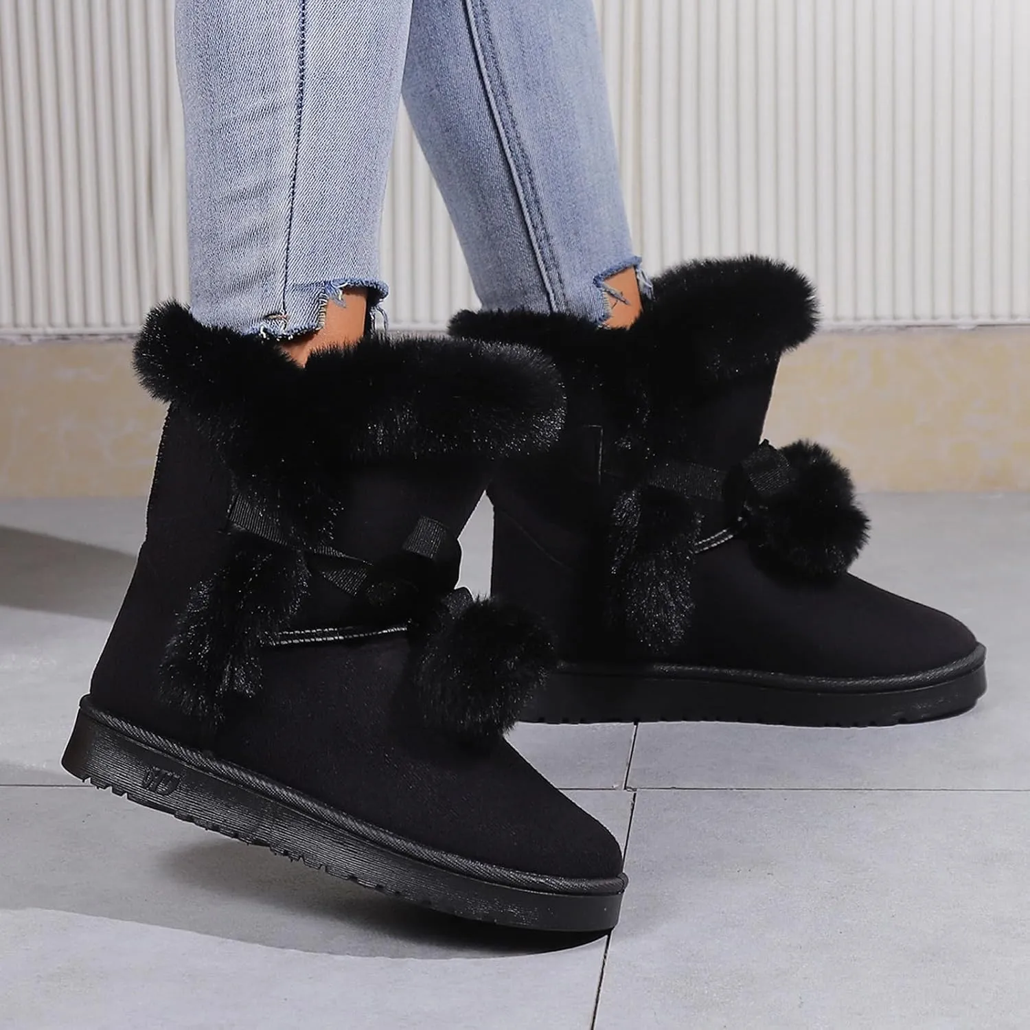 WUIWUIYU Women's Cute Pom-pom Lace Up Fur Winter Snow Boots Sweetheart Princess Fluffy Boots